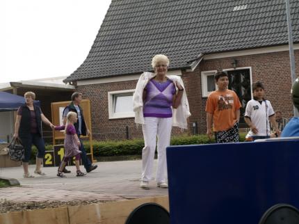 3.Seifenkistenrennen in Weener 2011 (Soapboxderby.de)