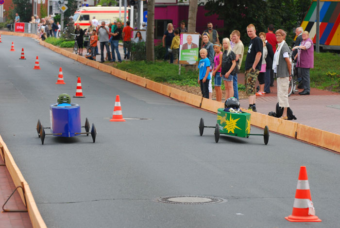 3.Seifenkistenrennen in Weener 2011 (Soapboxderby.de)