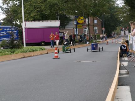 3.Seifenkistenrennen in Weener 2011 (Soapboxderby.de)