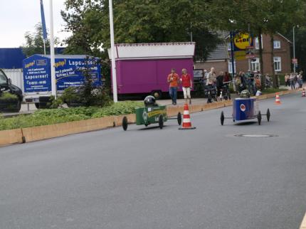 3.Seifenkistenrennen in Weener 2011 (Soapboxderby.de)