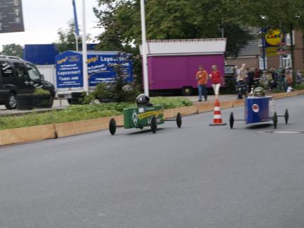 3.Seifenkistenrennen in Weener 2011 (Soapboxderby.de)