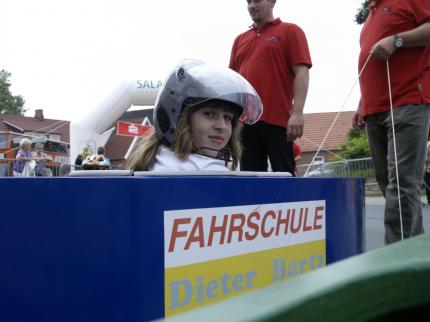 3.Seifenkistenrennen in Weener 2011 (Soapboxderby.de)