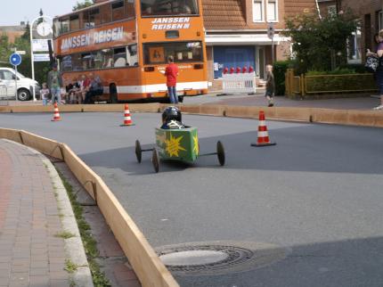 3.Seifenkistenrennen in Weener 2011 (Soapboxderby.de)