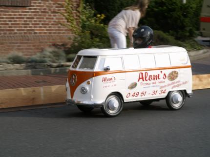 3.Seifenkistenrennen in Weener 2011 (Soapboxderby.de)